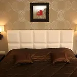 Aerinon Hotel