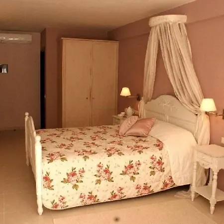 Aerinon Hotel 3*