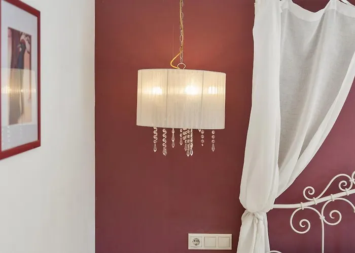 艾林农宾馆 酒店