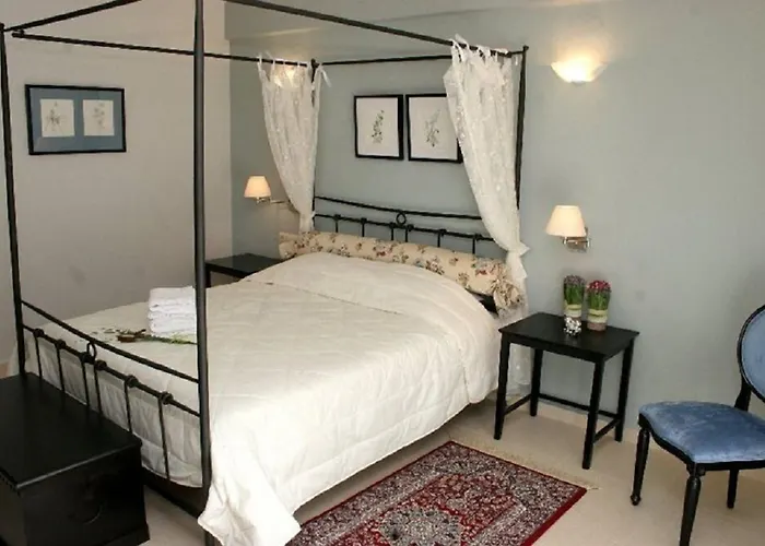 艾林农宾馆 纳夫普利翁