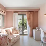 Aerinon Отель