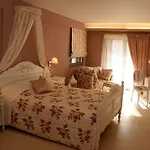 Отель Aerinon