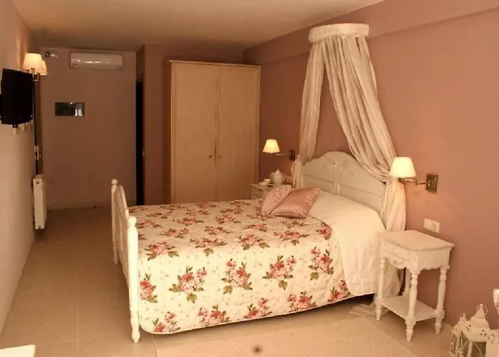 Aerinon Hotel 3*